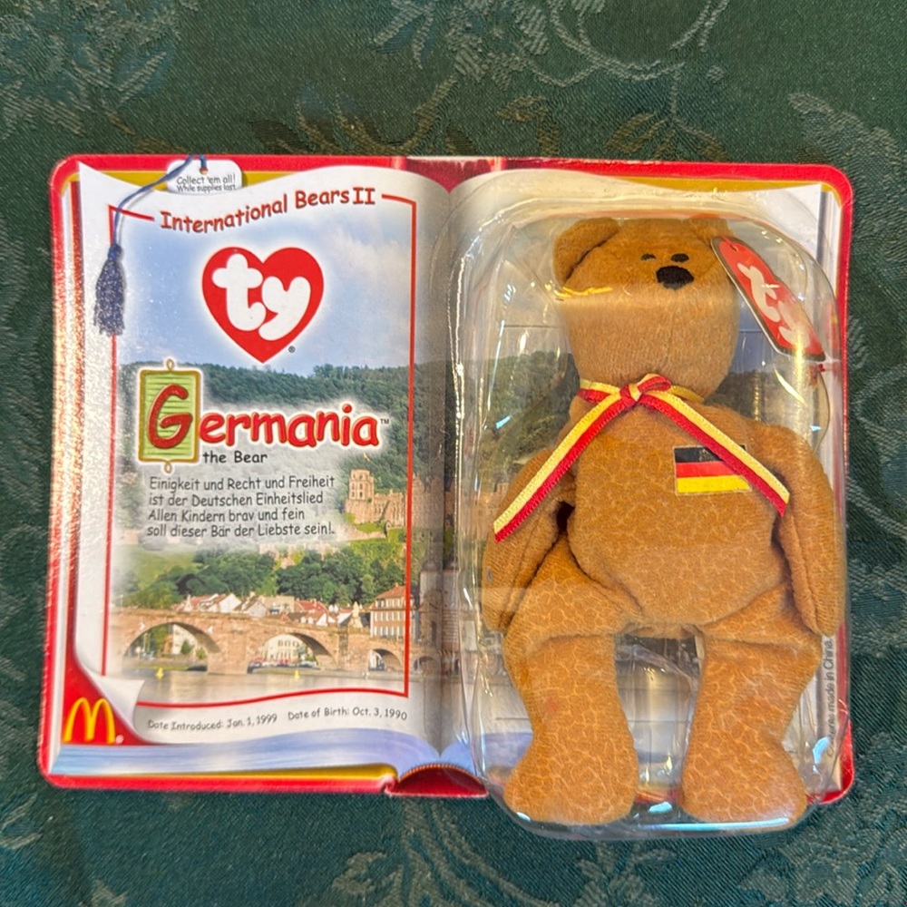 Germania the Bear Beanie Babies International Bears II McDonald's Collectible Ty